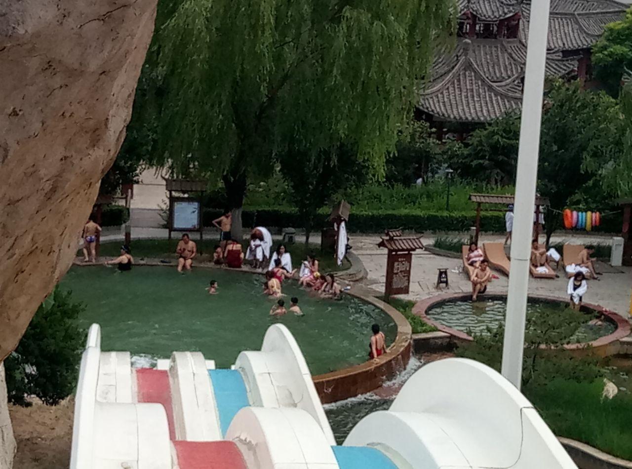 百泉湾温泉