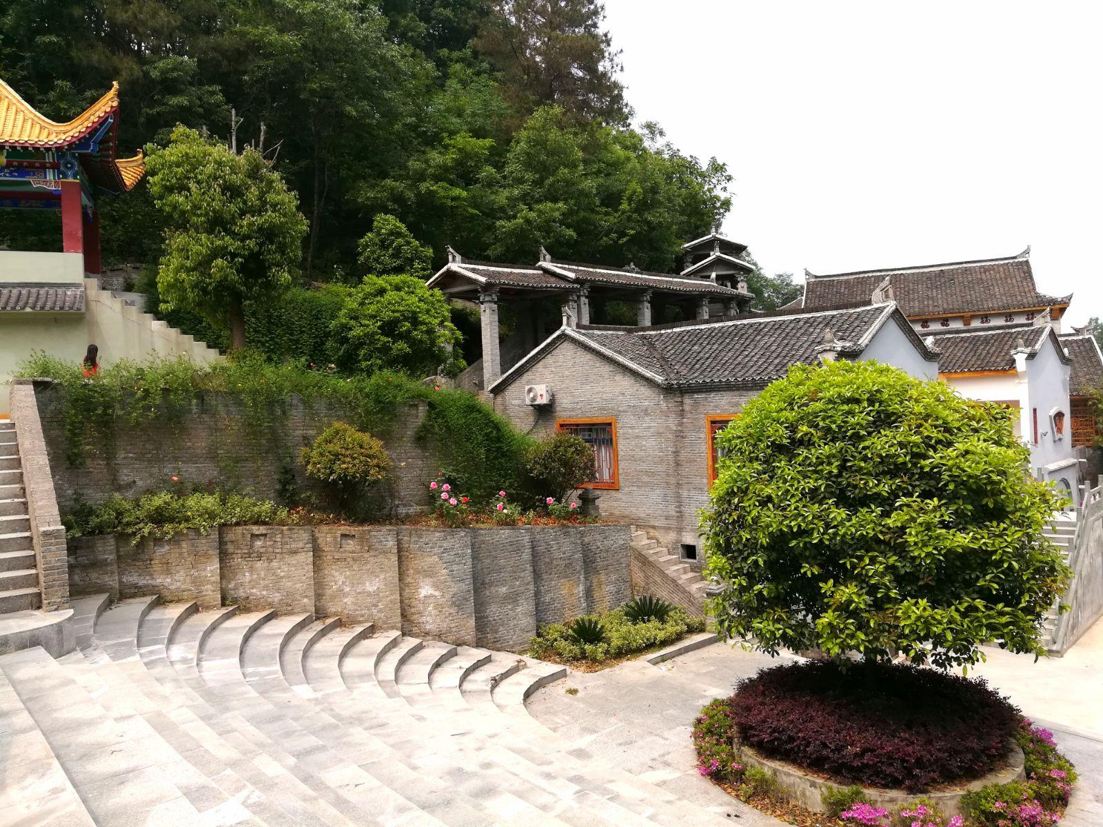 襄阳自驾游景点 谷城自驾游景点大全 1 免费 堰河乡村旅游区 五山堰河