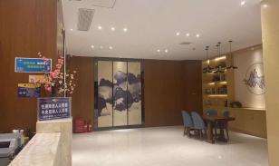 柠檬湾酒店(荔浦中心广场店)图片