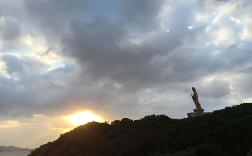 山东出发自驾普陀山祈福6日游：浙江西塘-普陀山-绍兴-杭州6日