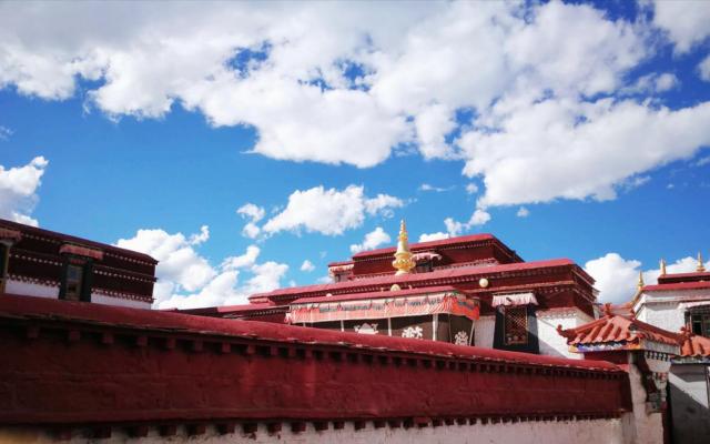 拉萨集合西藏7日落地自驾游：山南-巴松措-布达拉宫-羊卓雍措春节汉藏一家亲