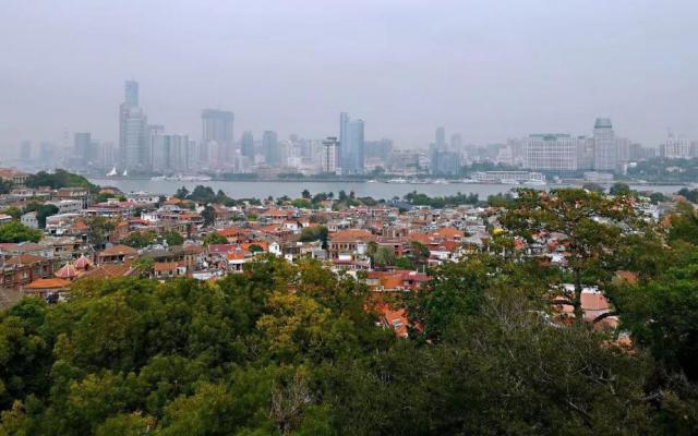 广东出发厦门4日精品房车自驾游:十里蓝山-鼓浪屿-南普陀寺-土楼4日房车自驾游