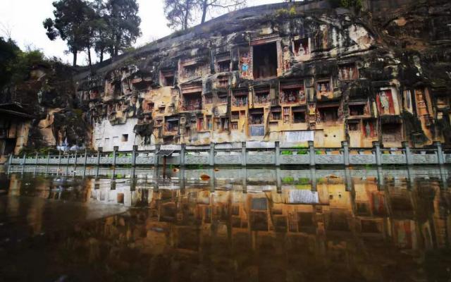 西安出发四川巴中3日自驾游：米仓山-南龛石窟-诺水河3日休闲民俗体验自驾