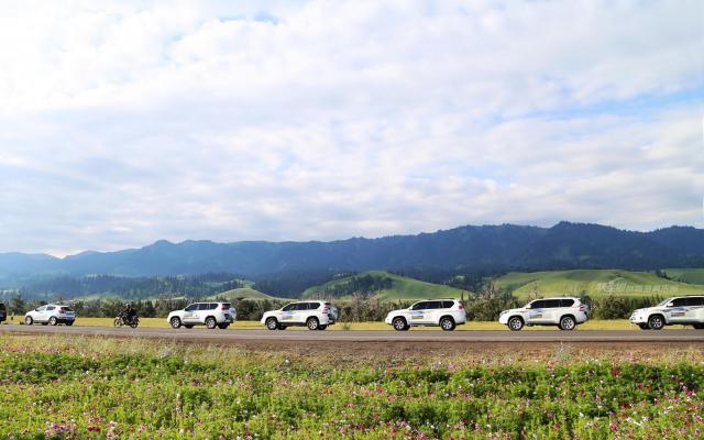 乌鲁木齐集合新疆11日落地自驾：独库公路-那拉提-赛里木湖-喀纳斯11日北疆穿越自驾游