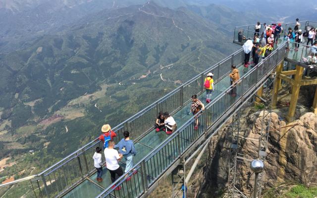 广州出发清远3日自驾游：阳山神峰关-连南瑶族-连山壮家民族风情体验之旅