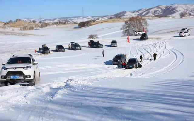 北京出发内蒙3日自驾游：乌兰布统雪地深度穿越3日自驾游