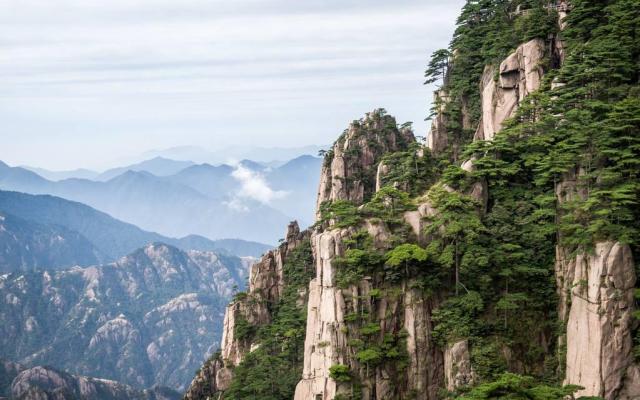 山东出发安徽黄山自驾5日游：黄山-鲍家花园-情人谷-三河古镇五日游